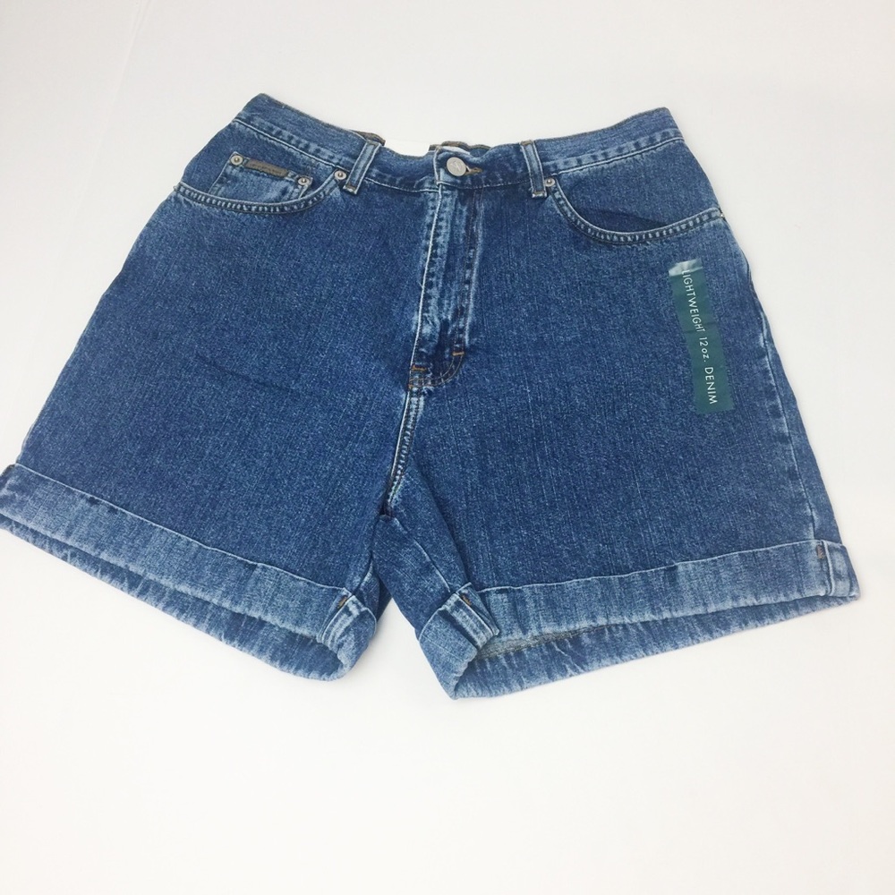 Calvin Klein NWT Vintage Style Mom Jean Shorts